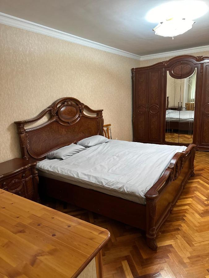 Апартаменты У Парка Голубые Купола И Цум Apartments At Blue Dome Park Ташкент Екстер'єр фото